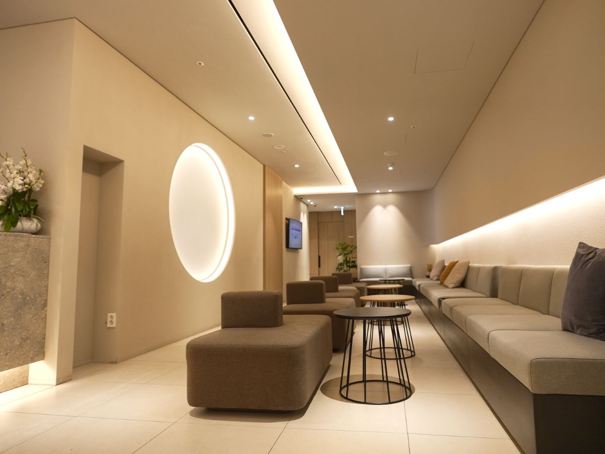 Top 4 Hair Loss Treatment Clinics in Seoul: Non-Surgical Solutions for International Visitors