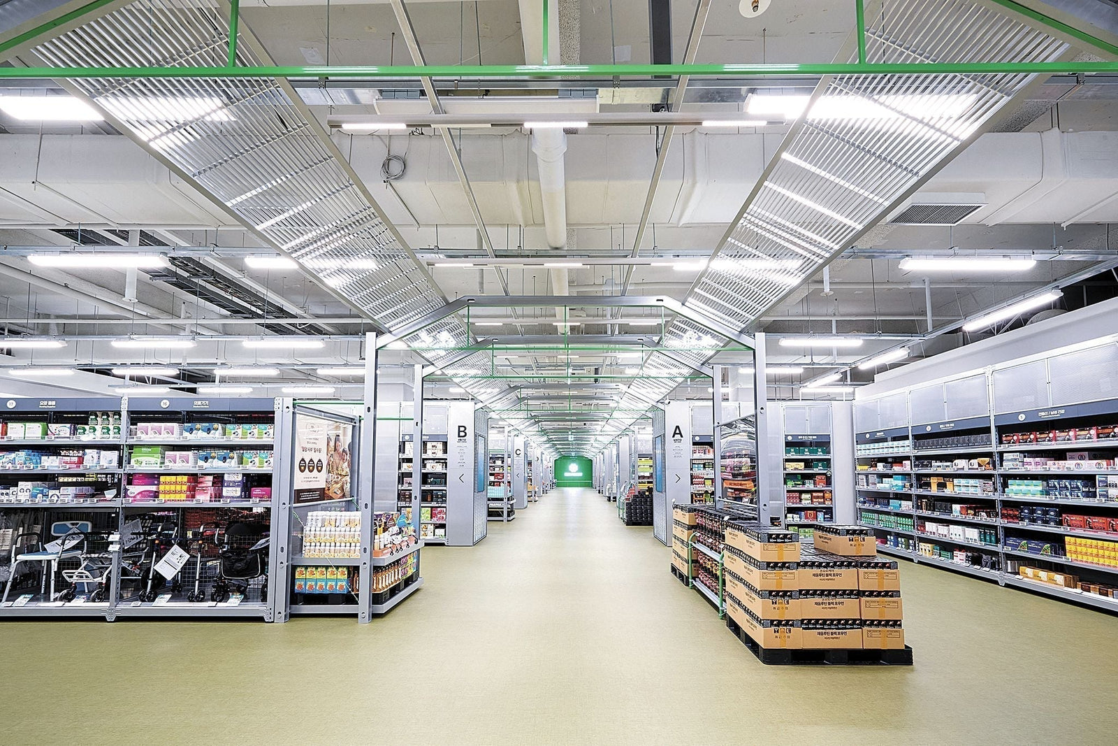 3 Warehouse-Style Pharmacies to Visit in Seoul