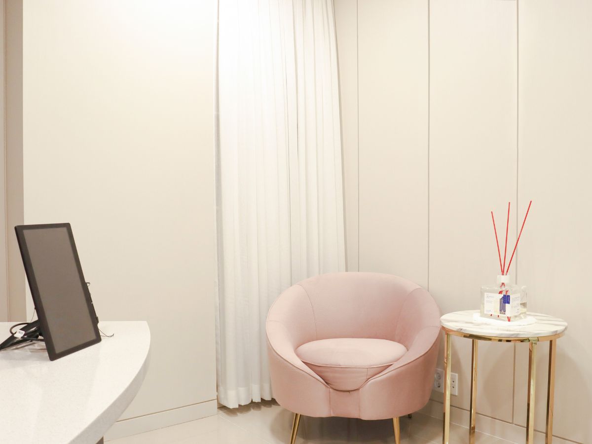 Hanshin consultation room