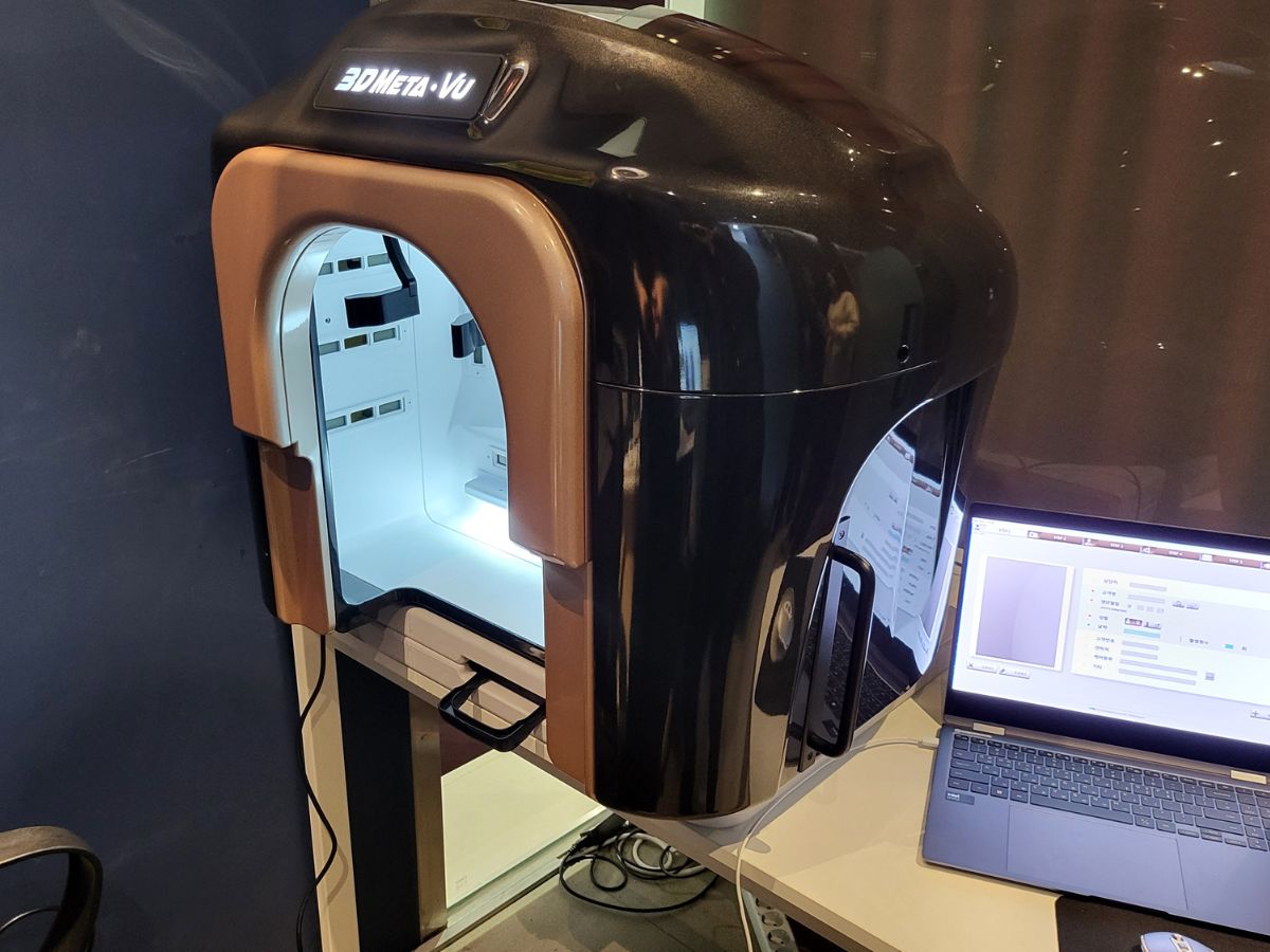 Kleam dermatology clinic's new technology for skin analysis